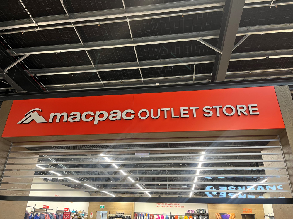 Uploads/Macpac-Outlet-Store.jpg