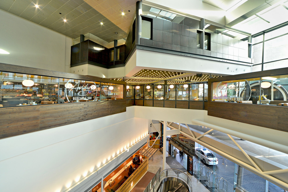 Sky Atrium 1565147083